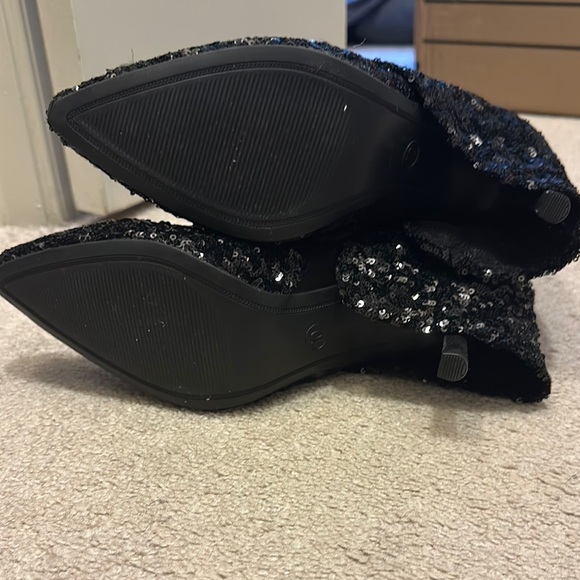 🔴 🎀 Host Pick 🎀 Black Sequin Fold over Tall Boots - Picture 5 of 7